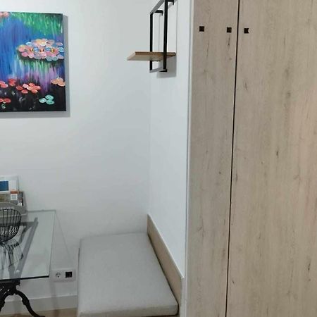 A H Rentals Monet Estudio บินารอส ภายนอก รูปภาพ